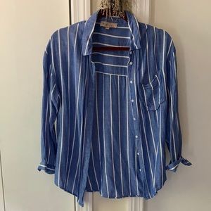Long sleeve button up